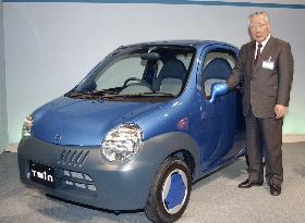 Suzuki launches Twin hybrid minivehicle